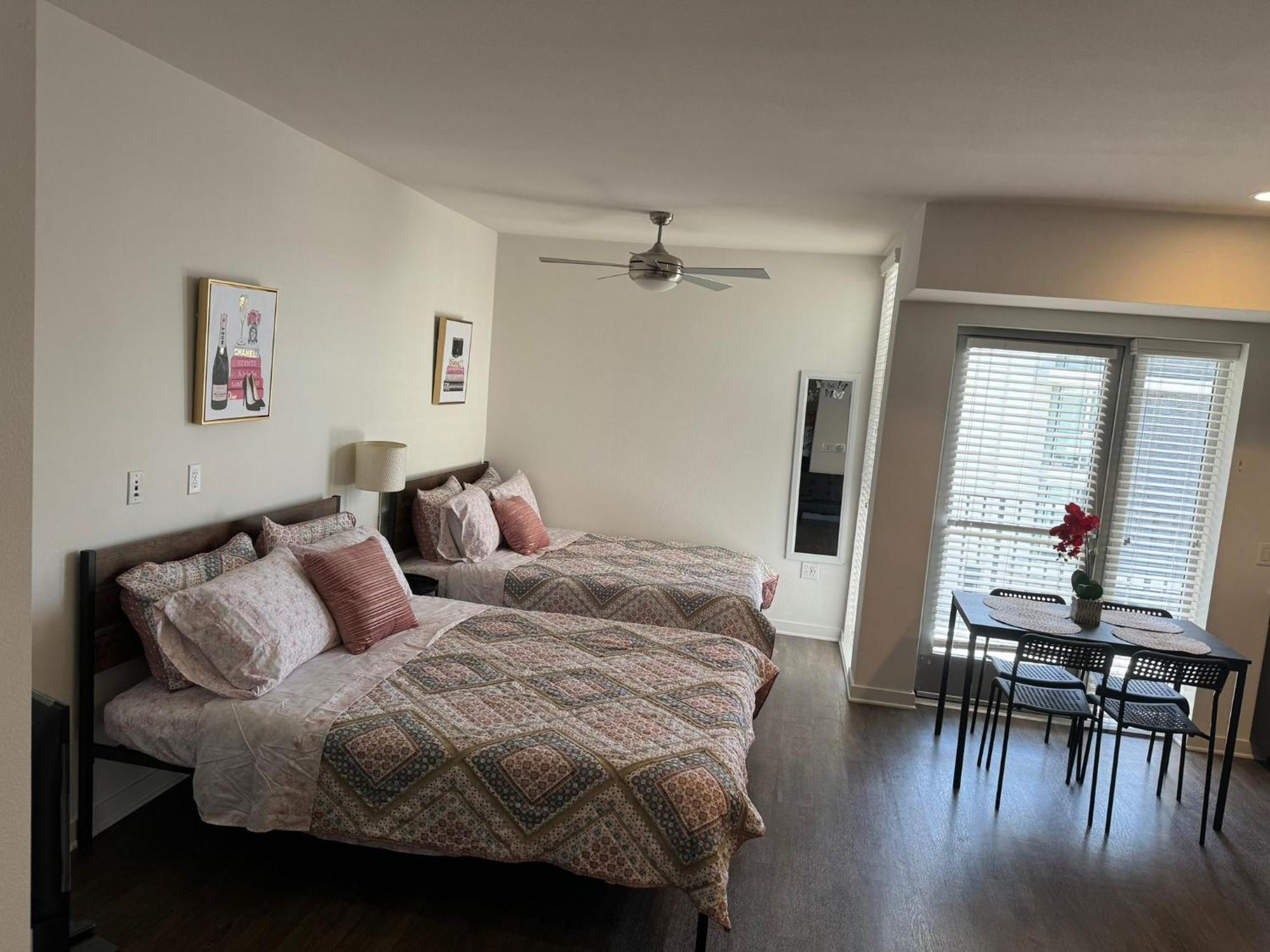 Apartmán Incredible Hollywood Loft Free Parking Los Angeles Exteriér fotografie